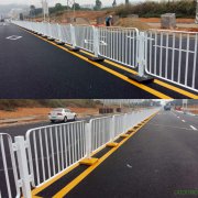 广州交通护栏马路隔离栏现货 市政围栏道路护栏定制